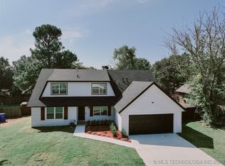 2509 W Broadway St, Broken Arrow, OK 74012