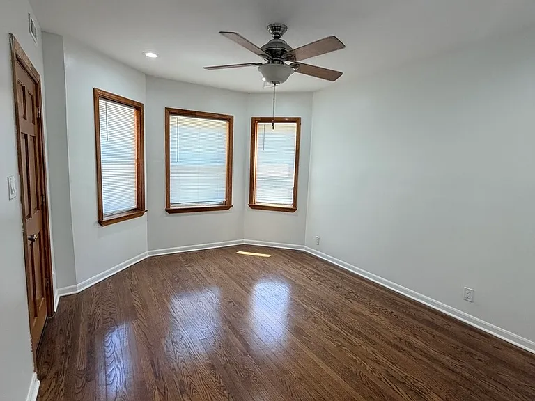 1748 N Keystone Ave #1 — Photo 3