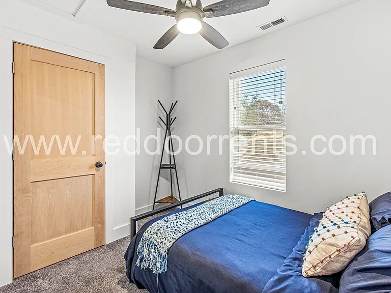1619 N Tacoma Ave — Photo 11