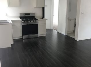 1453 W 99th St, Los Angeles, CA 90047