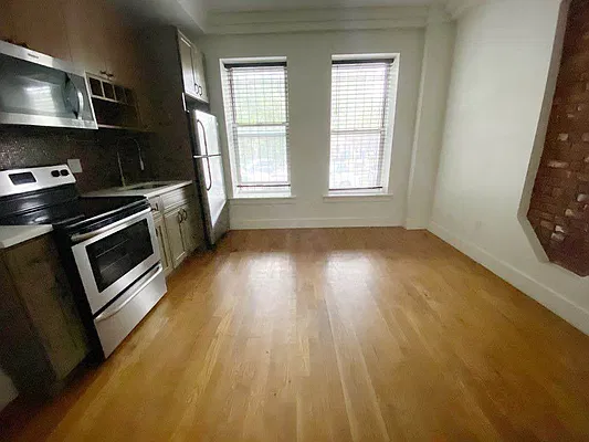 Rented by Doorway NYC, LLC | media 1