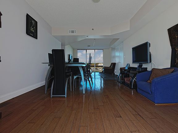 5th image of 5900 Collins Ave APT 707