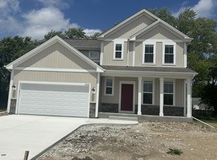 10520 Button Bush Dr, Franksville, WI 53126