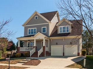 201 Edgepine Dr, Holly Springs, NC 27540
