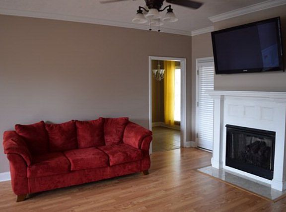 4th image of 128 Birchwood Dr