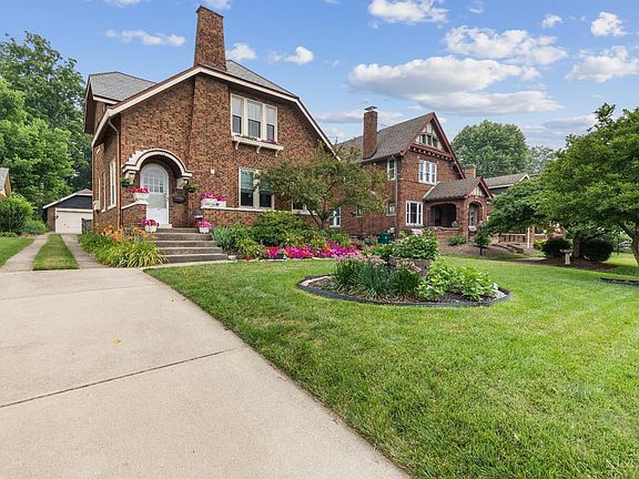 2nd image of 2982 Lischer Ave