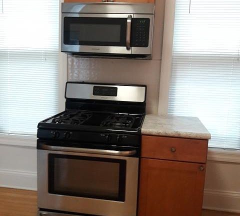 2nd image of 821 N California Ave #1