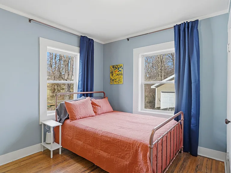 114 Aldeah Ave — Photo 11