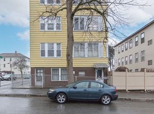 10 Imperial Rd, Worcester, MA 01604