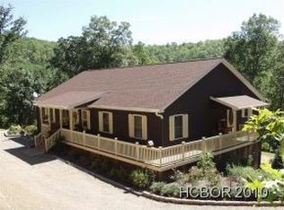 50 Harvest Cove Rd, Franklin, NC 28734