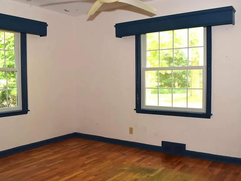 2387 Huron Hill Dr — Photo 6