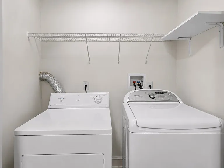 209 Blue Heron Dr — Photo 11