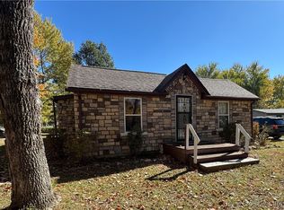 1992 Edgewood Dr, Charlestown, IN 47111