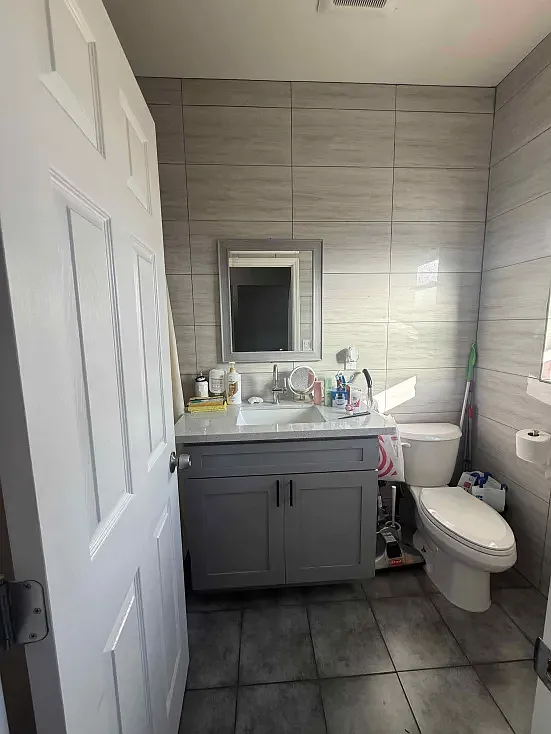 4 bed, 1928 sqft, $900 — Photo 2