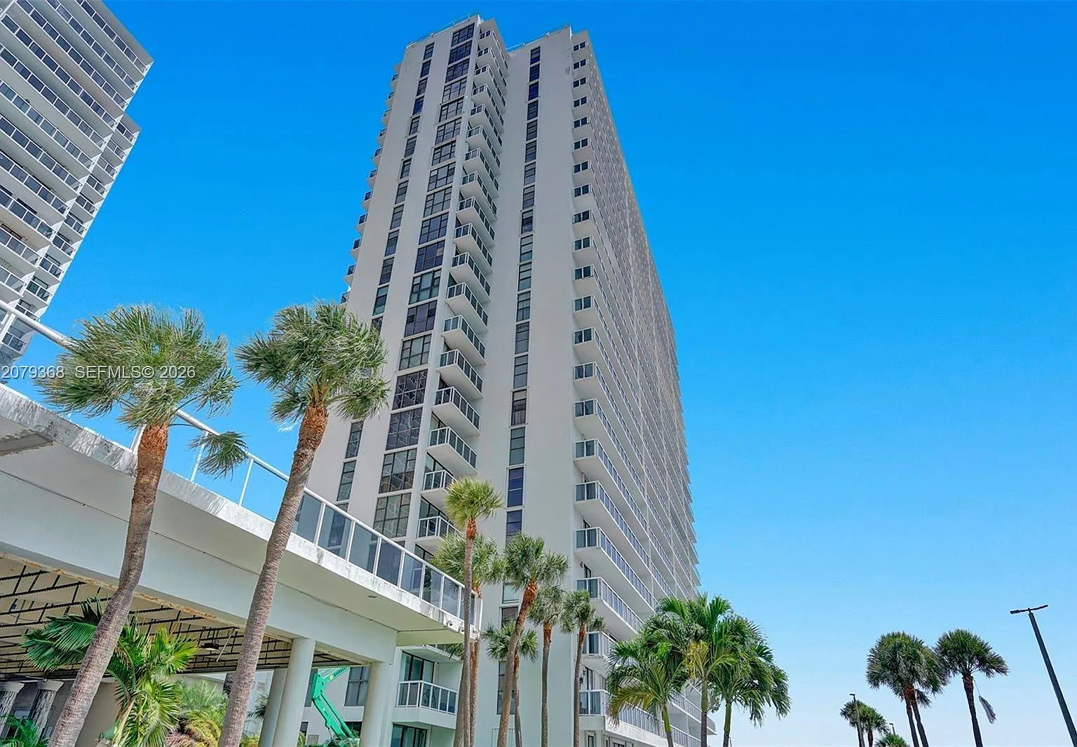 Waterview Condo — Photo 1