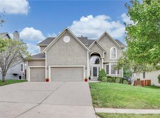 21612 W 99th Ter, Lenexa, KS 66220
