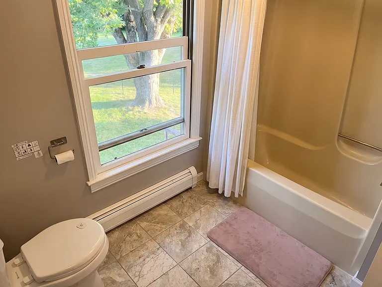 162 Hadley Rd — Photo 9