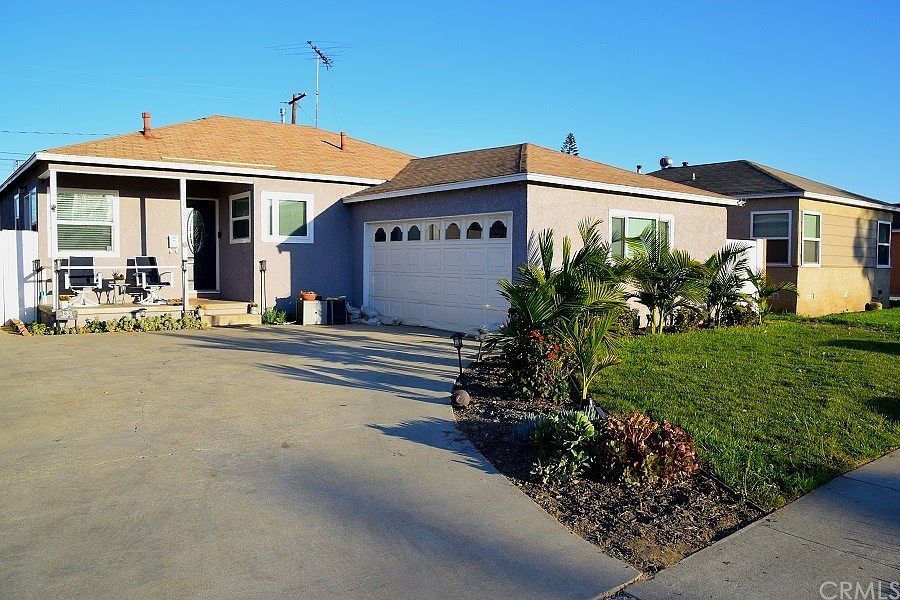 1st image of 12318 Summer Ave