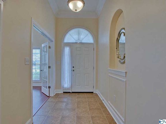 3rd image of 5028 Valley Cove Dr SE