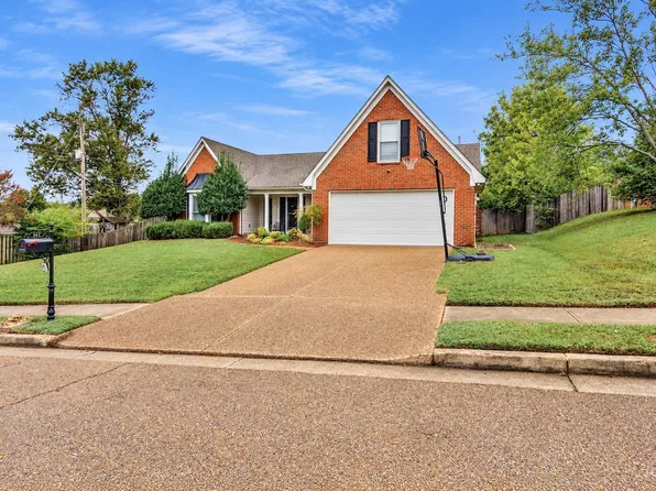 447 Shelley Renee Ln, Cordova, TN 38018