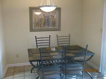 4th image of 424 Westwood Dr