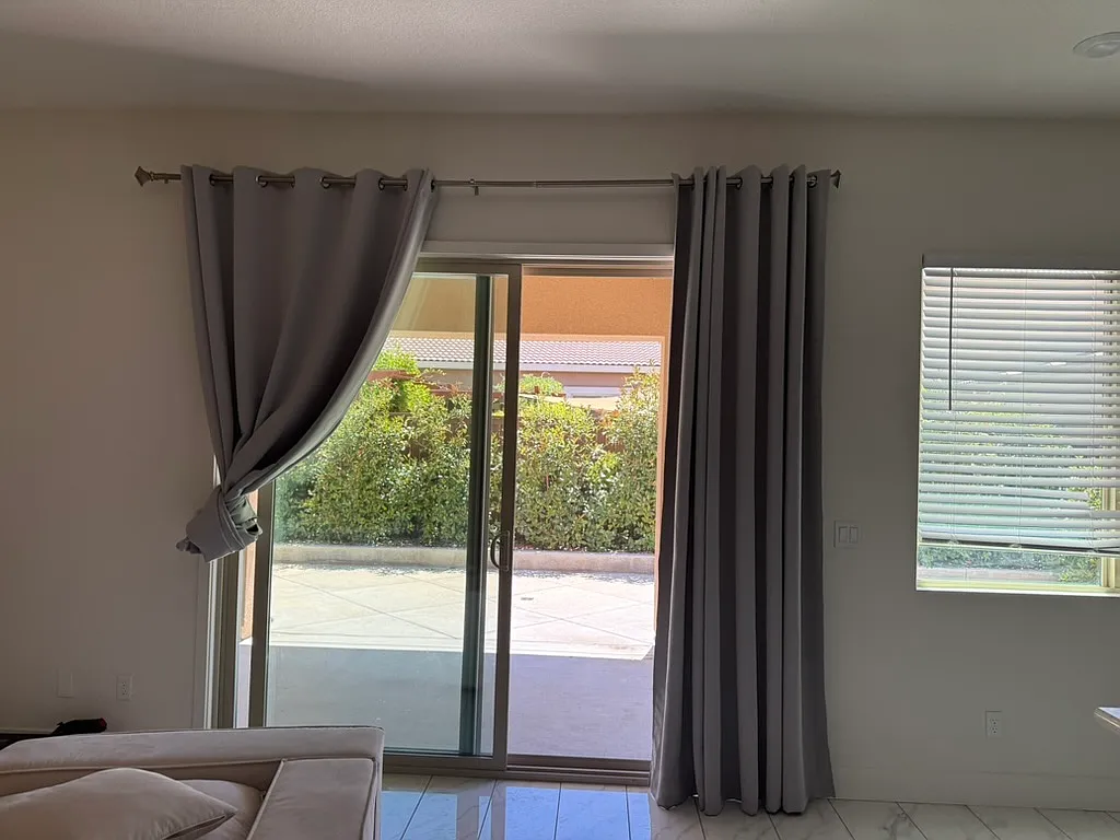 4 bed, 3.5 bath, 2737 sqft, $3,795 — Photo 3