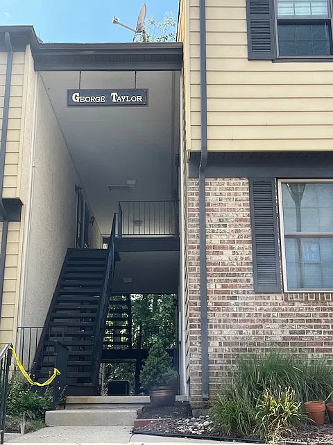 2 bed, 1150 sqft, $2,500 — Photo 2