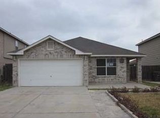 2011 Mallorca Dr, Laredo, TX 78046