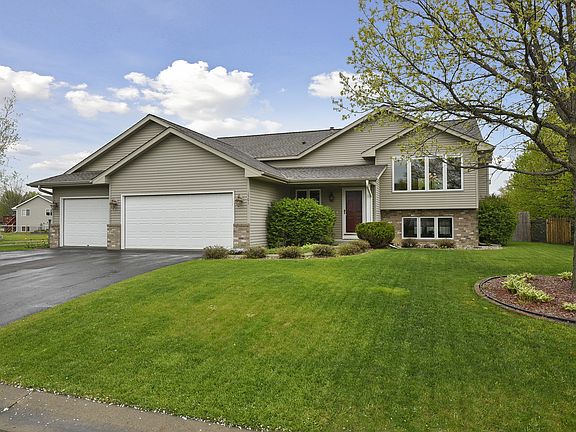 2nd image of 1501 Redwing Dr