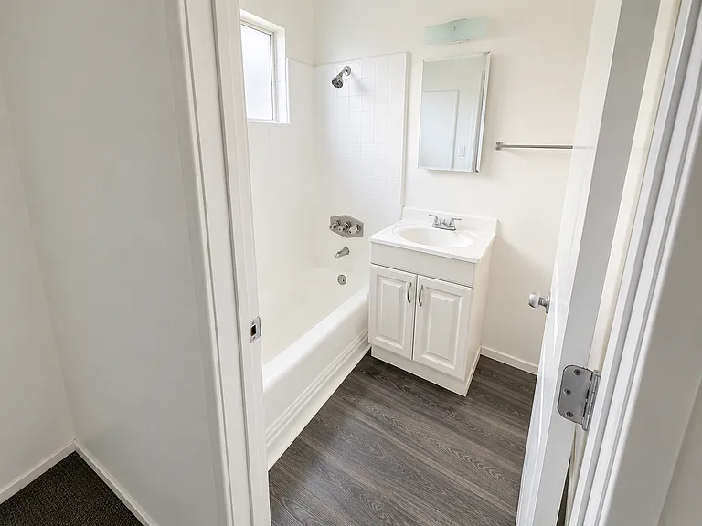 4051 College Ave — Photo 6