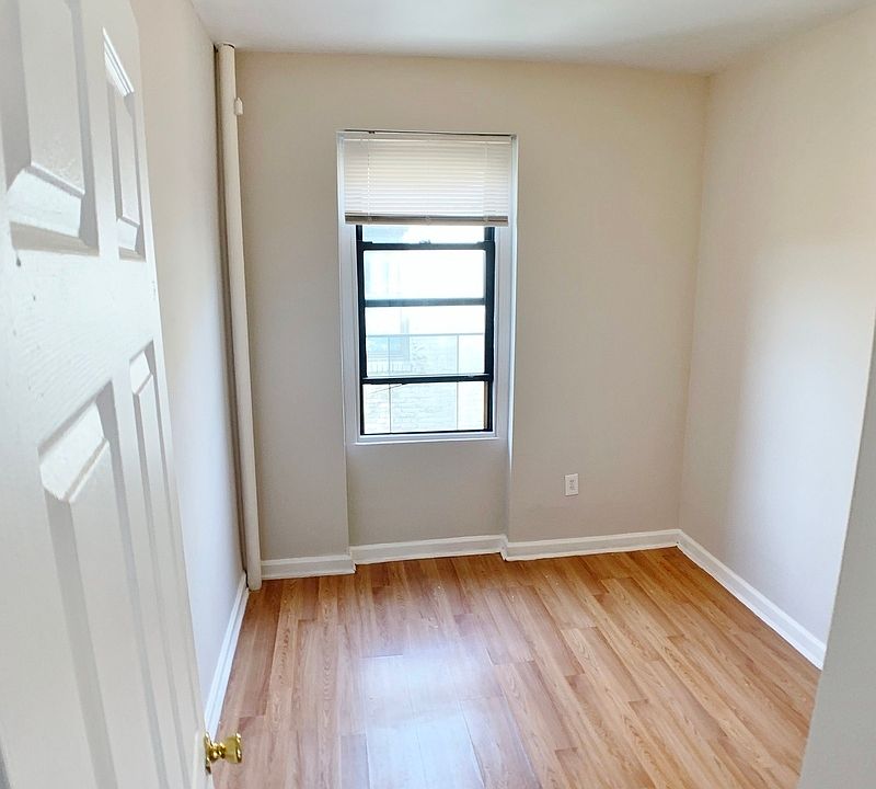 1st image of 21-37 33rd St #4AA