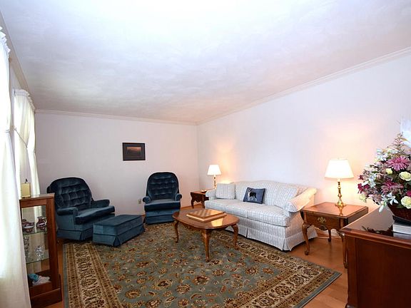 5th image of 5837 Equestrian Dr