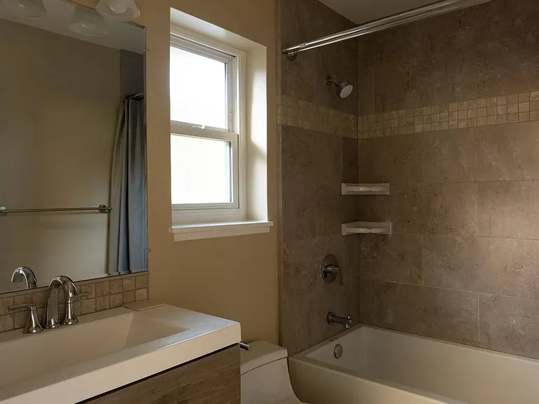 2525 Sir Francis Drake Blvd — Photo 4