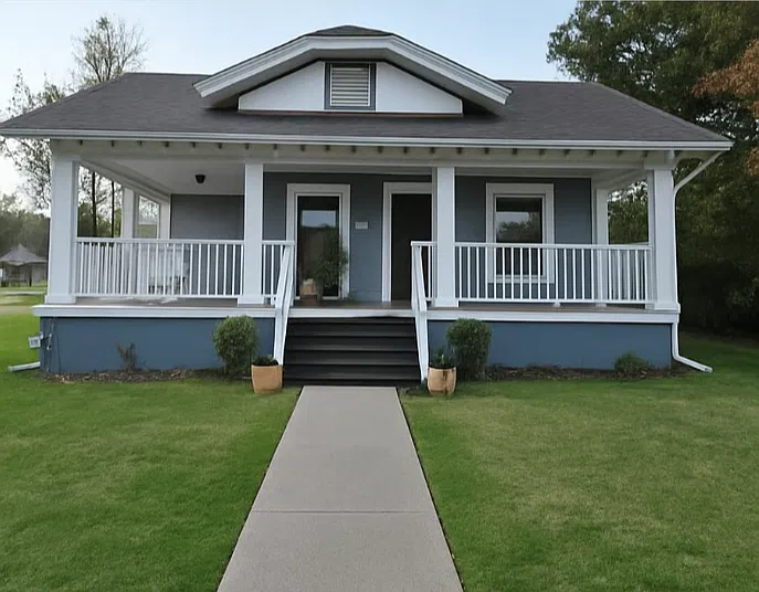 2427 Washington Ave — Photo 1