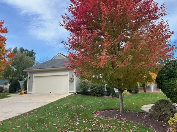 5 Gleneagle Drive, Bedford, NH 03110