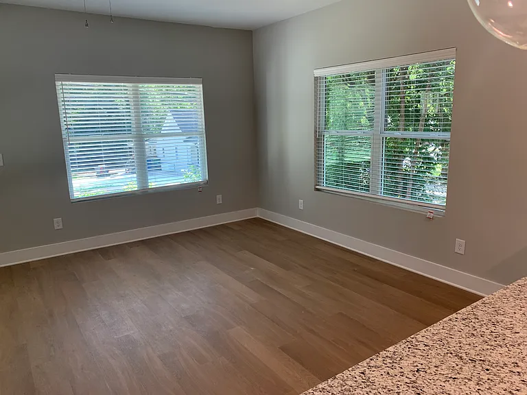 229 Vine St — Photo 3