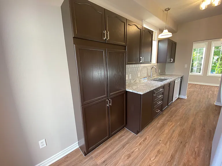 1228 Cyprus Rd — Photo 6