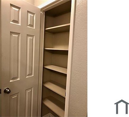 3rd image of 1402 E Guadalupe Rd Unit 257