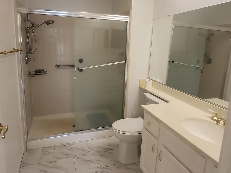 5420 Sylmar Ave #311 — Photo 10