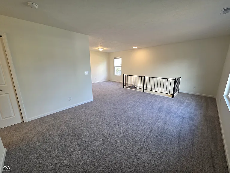10207 Penrith Dr — Photo 4