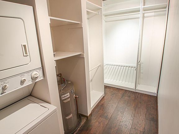 3rd image of 2210 Ridge Dr APT 15