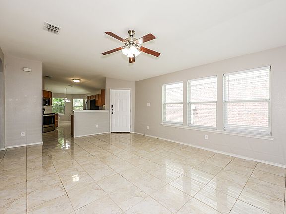 4th image of 4736 Cedar Springs Dr