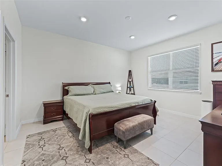 7206 SW 60th Ln — Photo 25