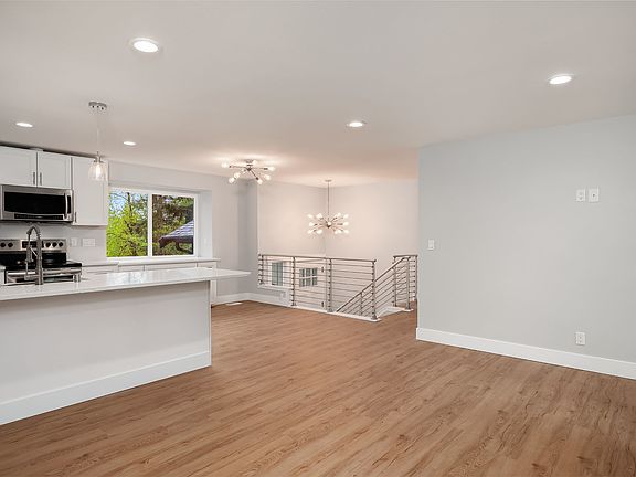 5th image of 16726 NE 139th Pl