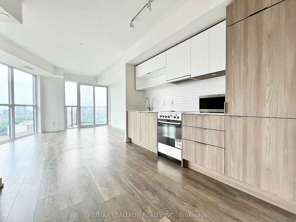 1st image of 159 Wellesley St E #1204