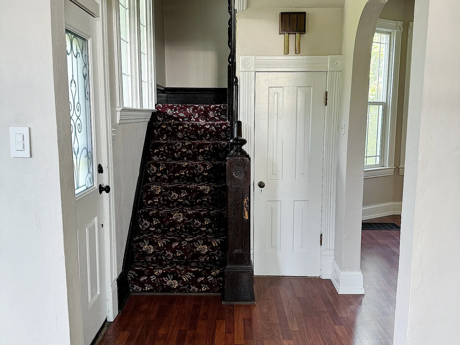 3 bed, 1.5 bath, 1645 sqft, $2,100 — Photo 4