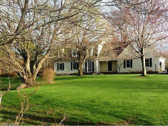 2nd image of 580 Wheatfield Dr