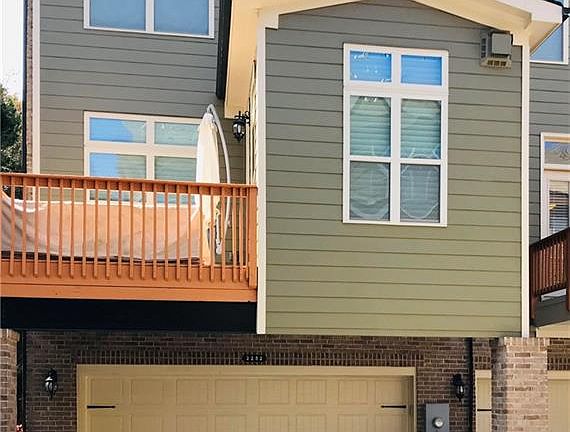 2nd image of 2252 Lavista Sq