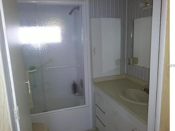 3rd image of 1841 Hess Dr