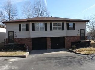 703 N Frandsen Rd, Independence, MO 64050